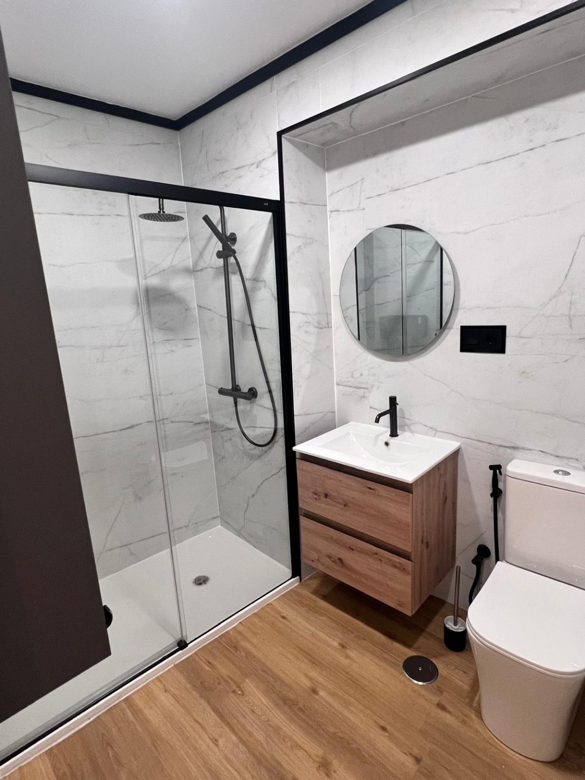 BA LIVING VARELA BIB RAMBLA BAÑO 1