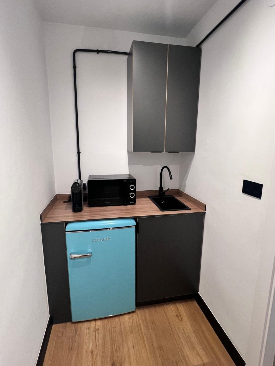 BA LIVING VARELA BIB RAMBLA KITCHENETTE 1